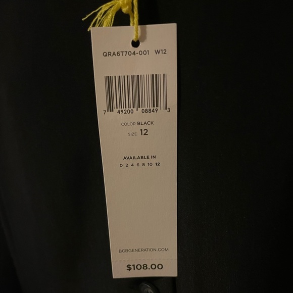 BCBGeneration Color Block long sleeve dress NWT - Picture 3 of 5